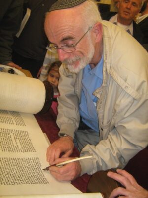 Sofer Stam - Scribe Workshop - Tefillin - Image 18